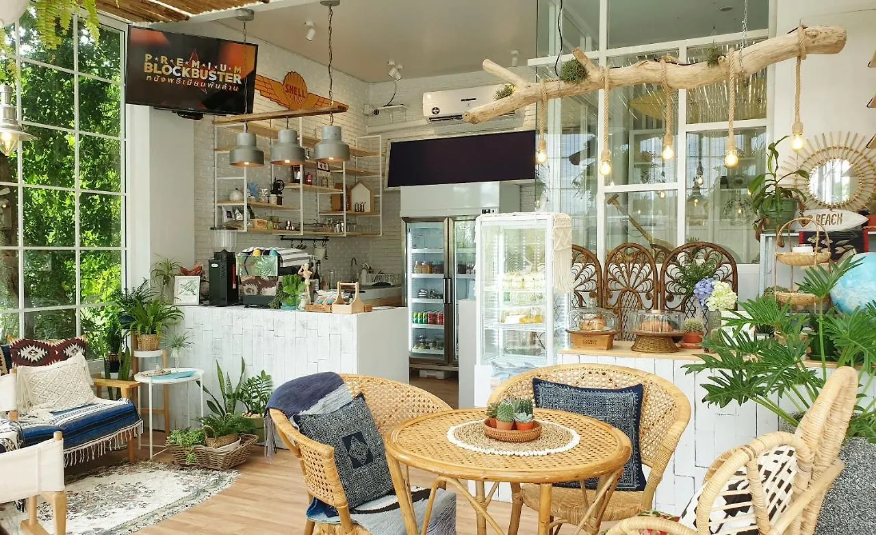 Chill House At Naiyang Hotel Nai Yang Beach